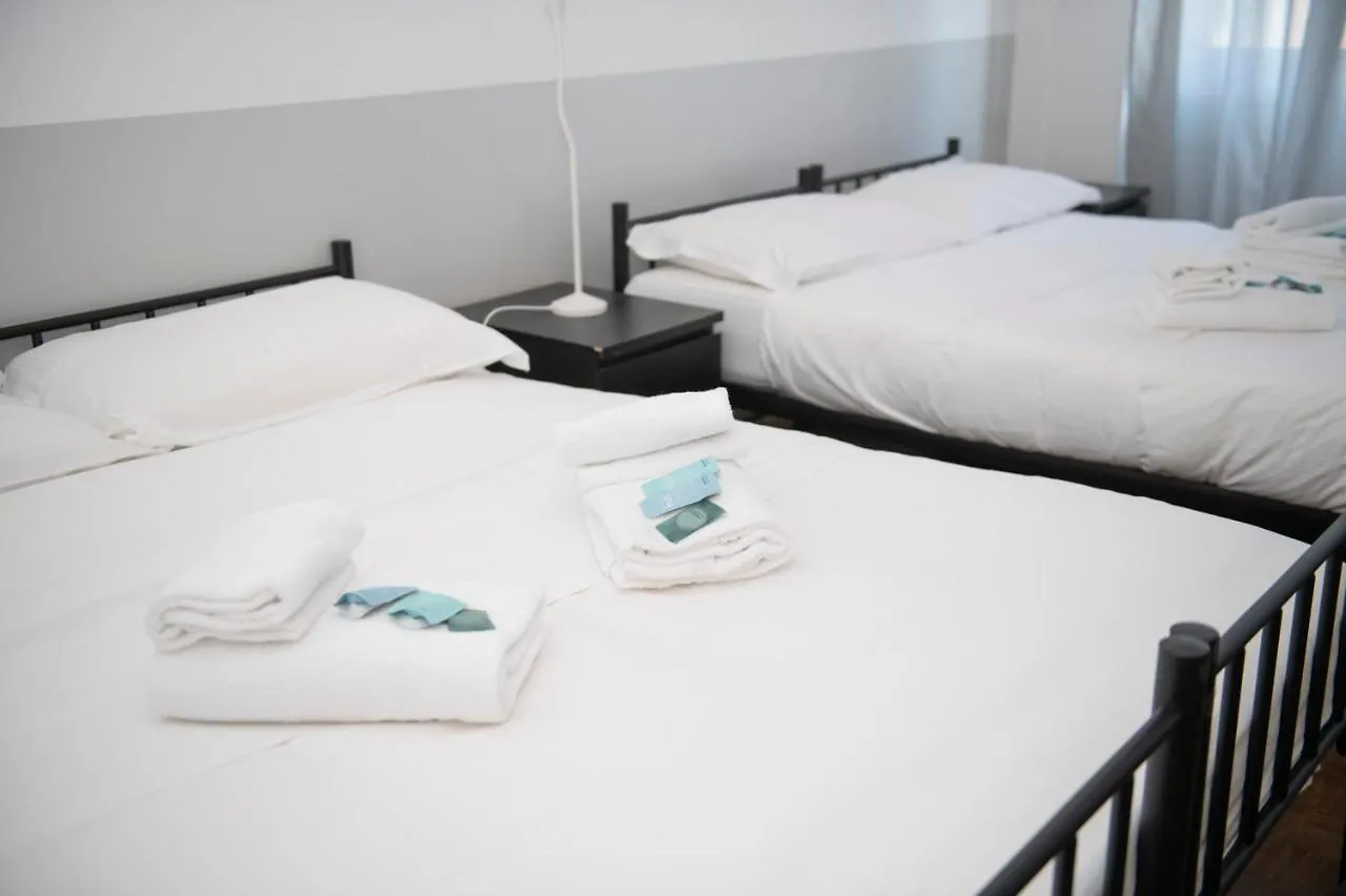 Porta Portese Rooms - Zen Real Estate Roma 0*,  Itália